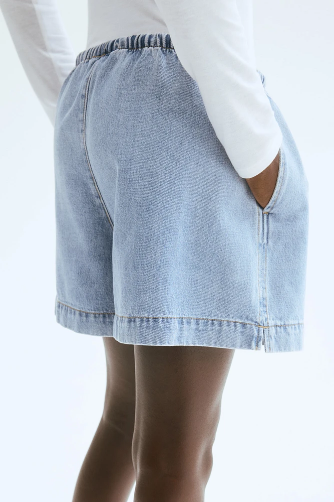 Short en denim avec cordon de serrage