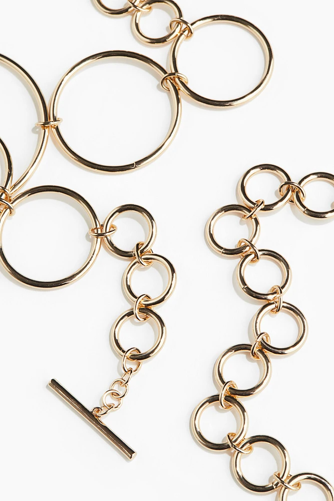 Ceinture chaînée en métal