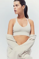 Seamless Medium Support Sports Bra DryMove™