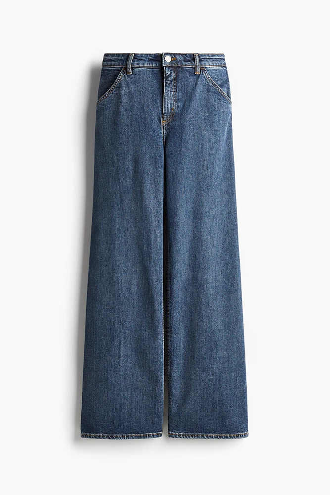 Wide-Leg Jeans