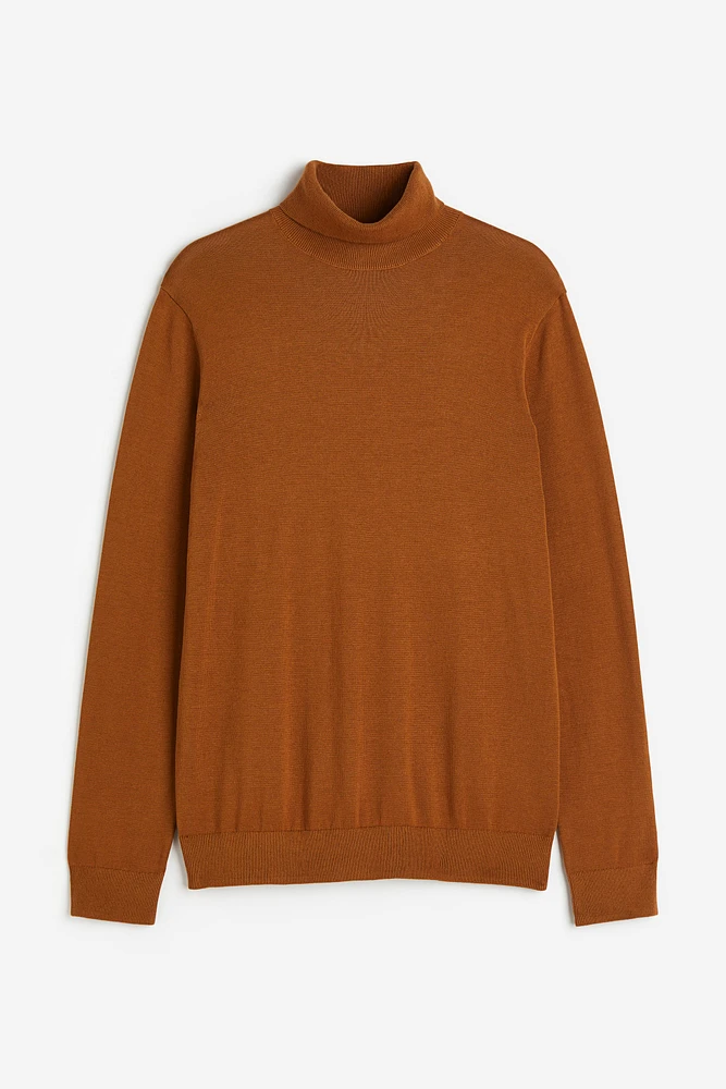Slim Fit Fine-knit Turtleneck Sweater