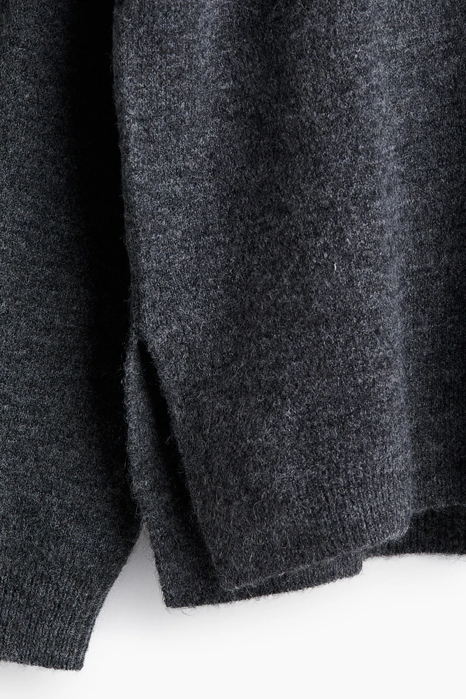 MAMA Slit-Hem Sweater
