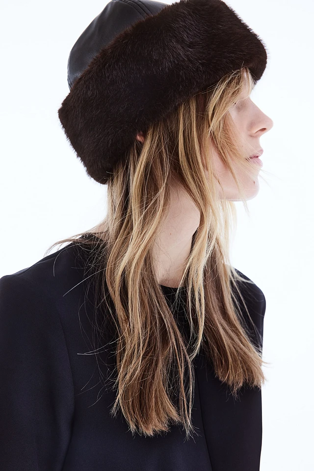 Mr. Hi\'s Elegant Wool With Black Fur Trimmed Hat Vintage Mr.. Hi main image 3