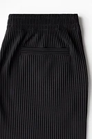 Regular Fit Pleated Shorts