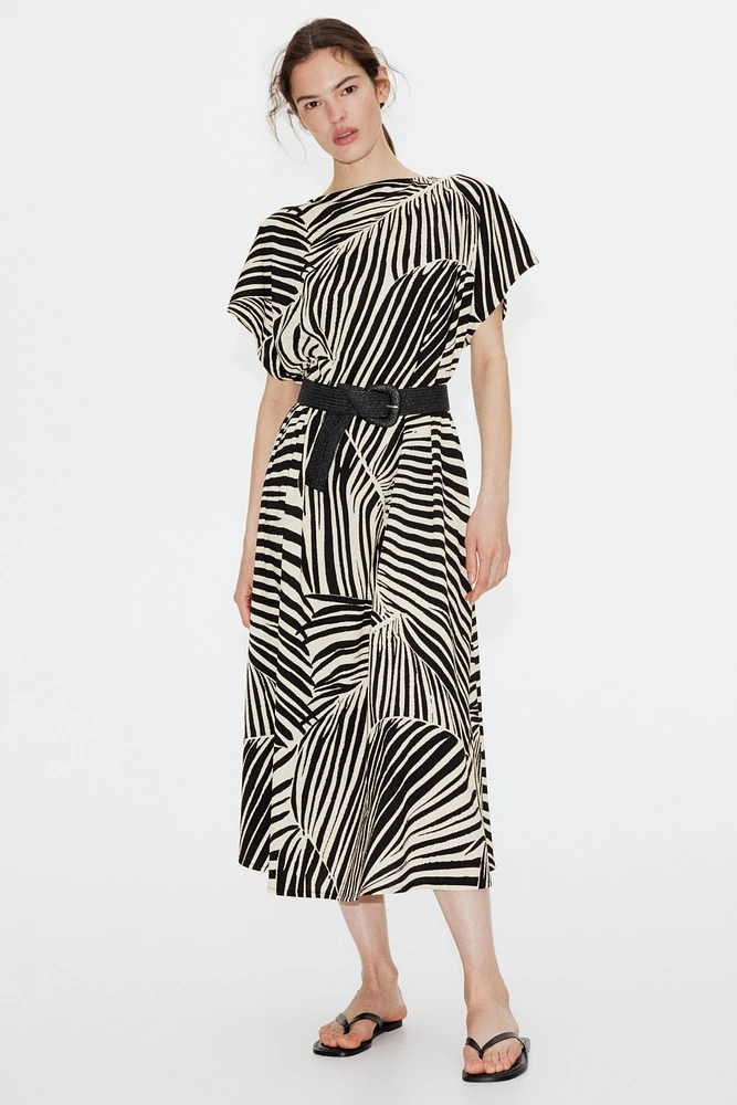 Defined-Waist Maxi Dress