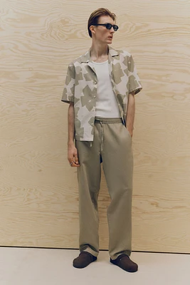 Relaxed-Fit Linen Pants