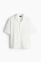 Chemise flottante en tissu-éponge avec col cubain