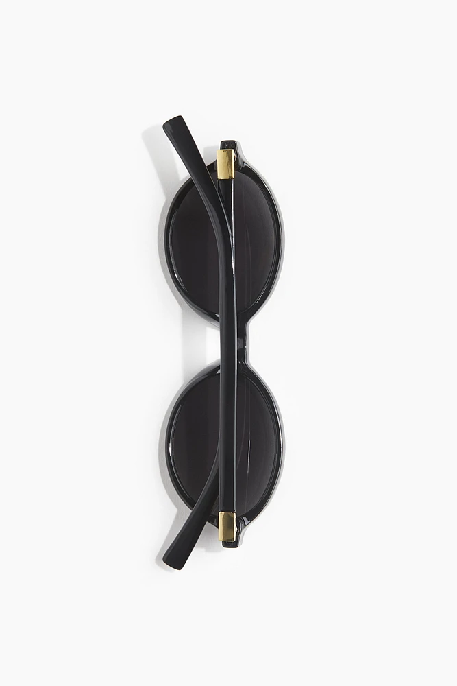 Lunettes de soleil ovales