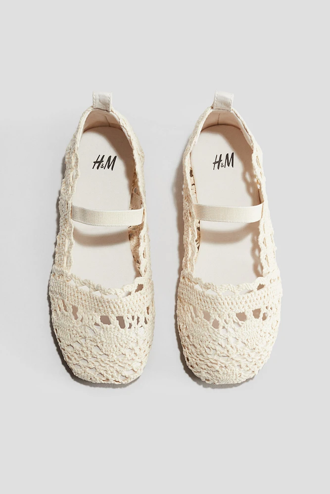 Crochet-look Ballet Flats