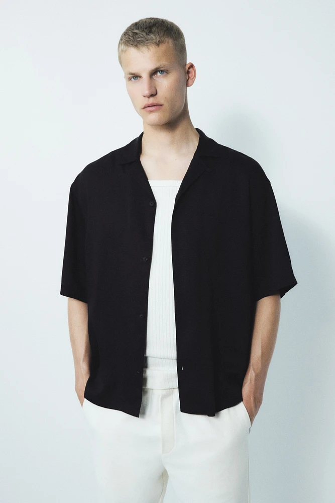 Loose-Fit Resort Shirt