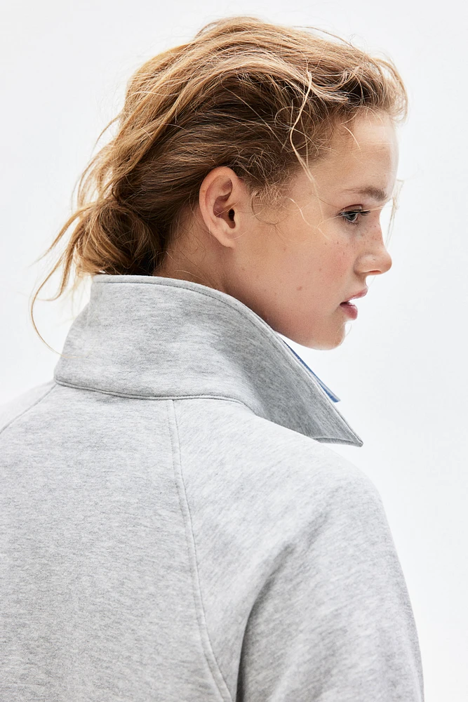 Sweatshirt with Collar