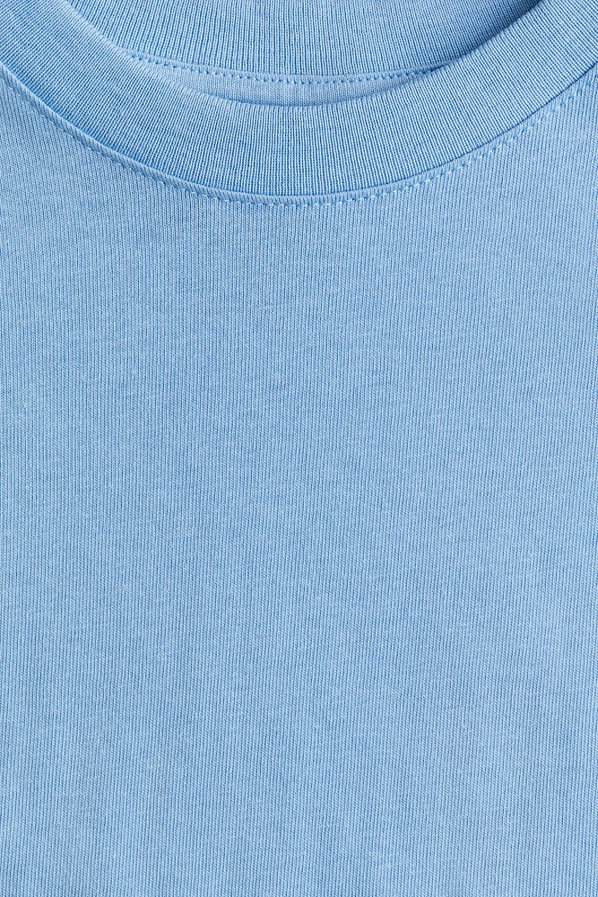 Long-sleeved T-shirt
