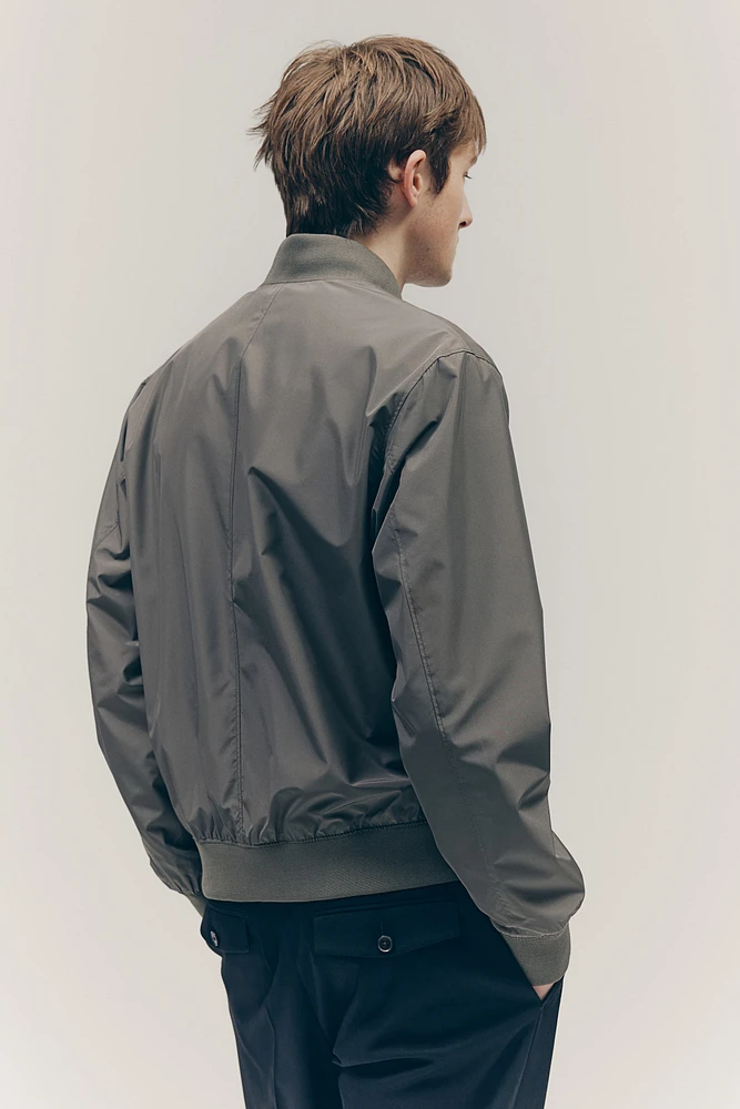Blouson léger coupe classique