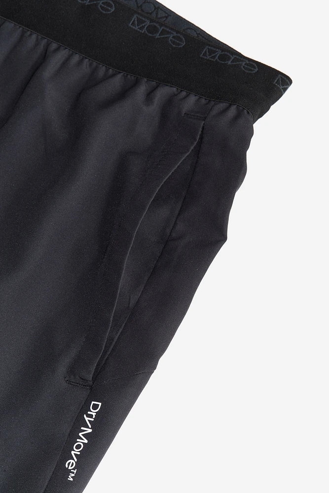 Slim Fit Lightweight running trousers with DryMove™