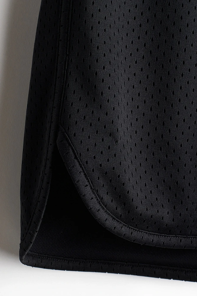 Basketball Shorts with DryMove™