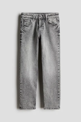 Relaxed Tapered Fit Jeans