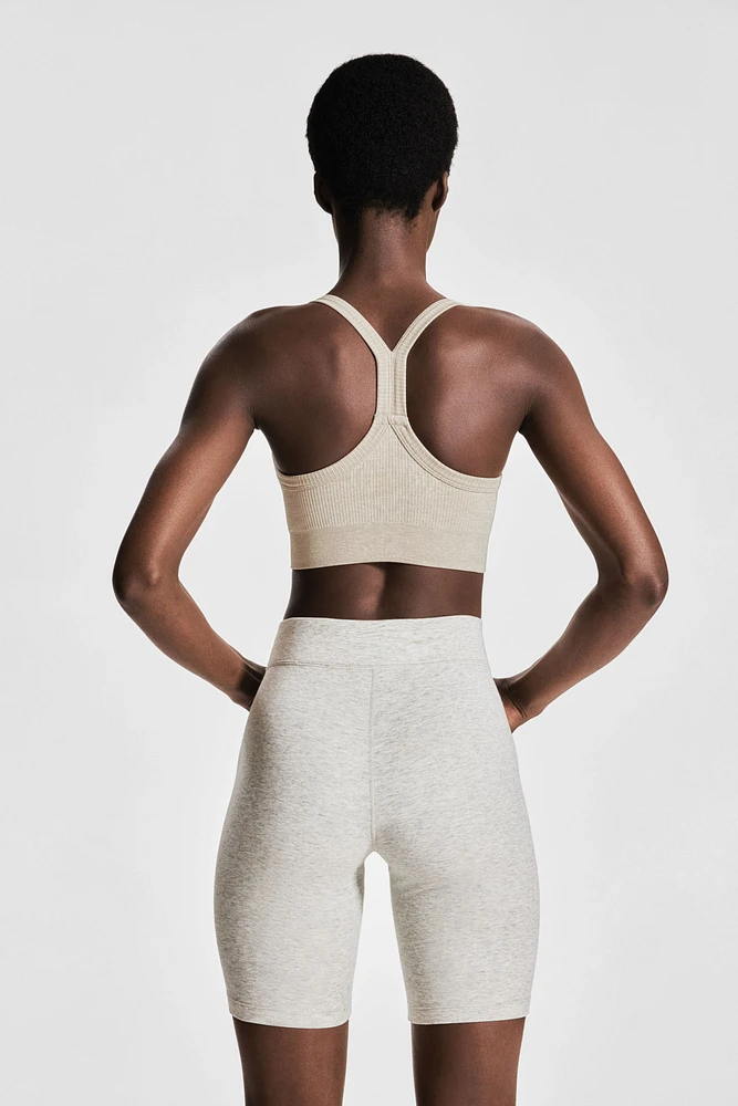 Seamless Medium-Support Sports Bra with DryMove™