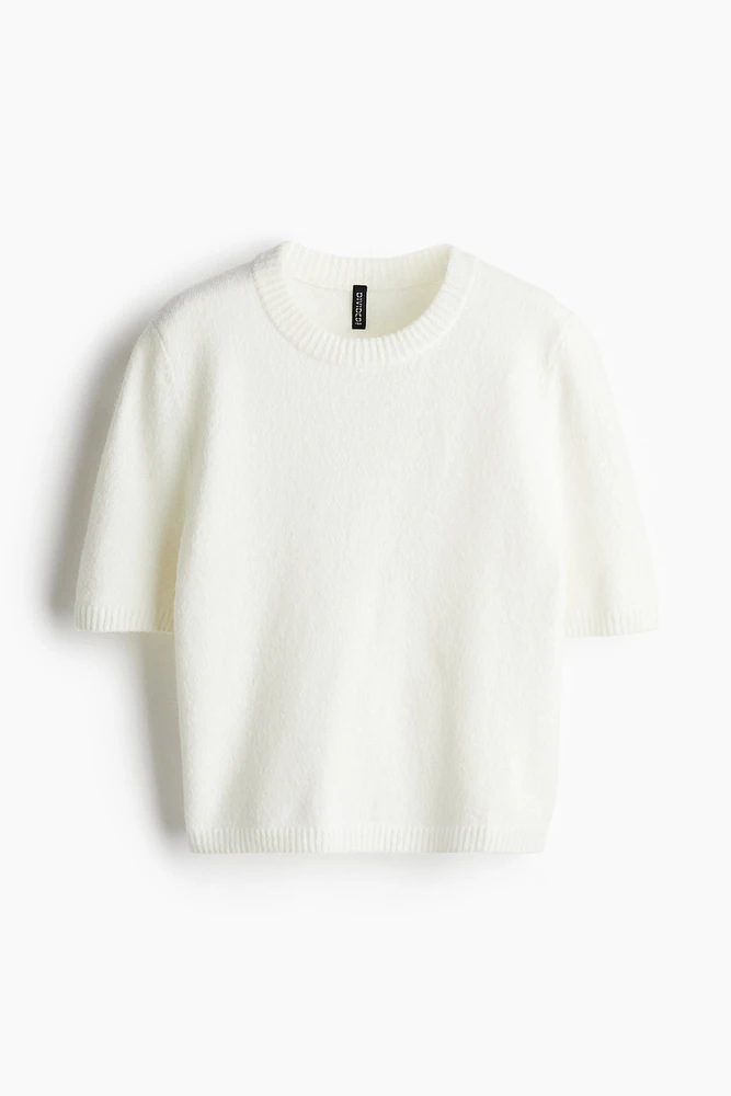 Short-Sleeved Fine-Knit Top