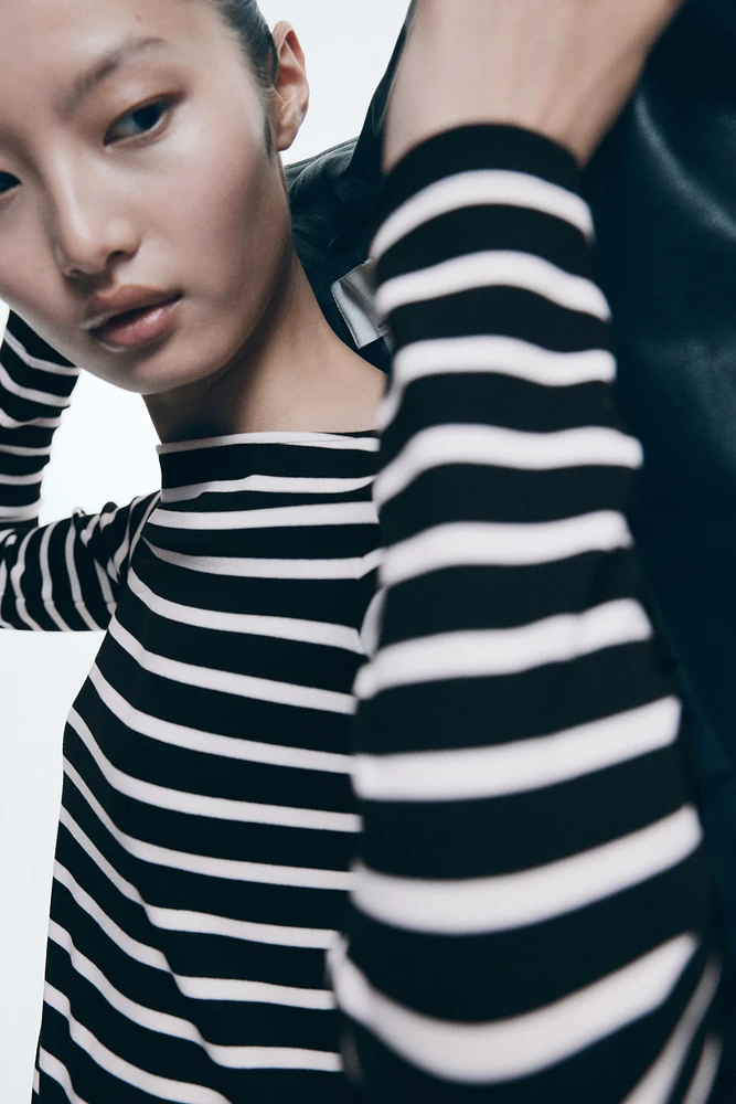 Boat-Neck Top