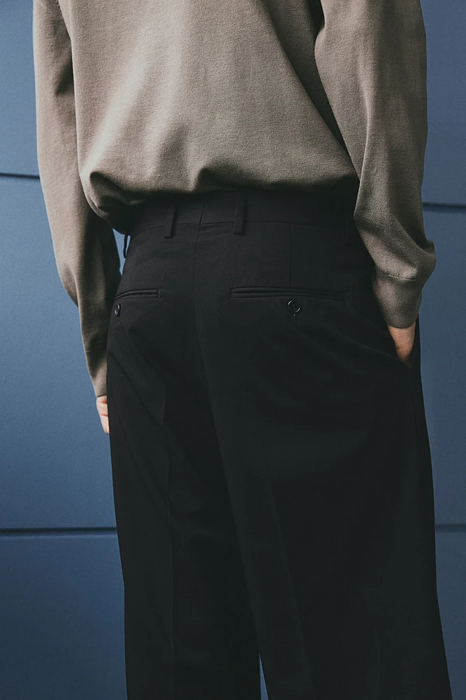 Loose Fit Tailored Pants