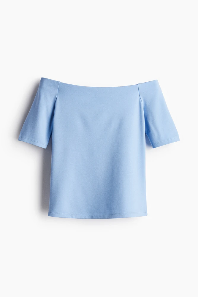 Off-the-shoulder top
