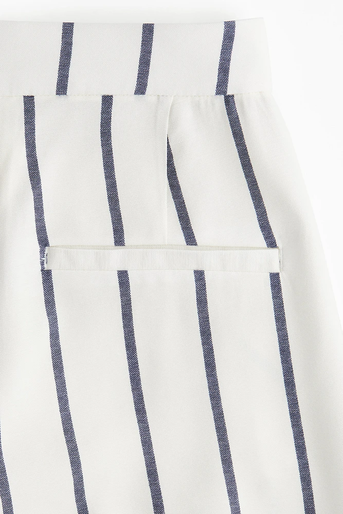 Wide-Leg Pants