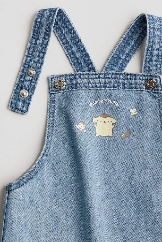 Printed denim dungaree shorts