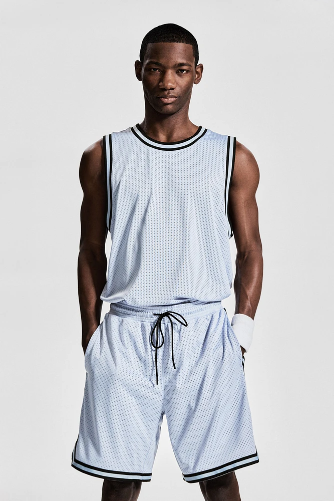 Loose-Fit Basketball Shorts with DryMove™