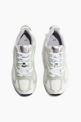 Chaussures sport à semelle épaisse