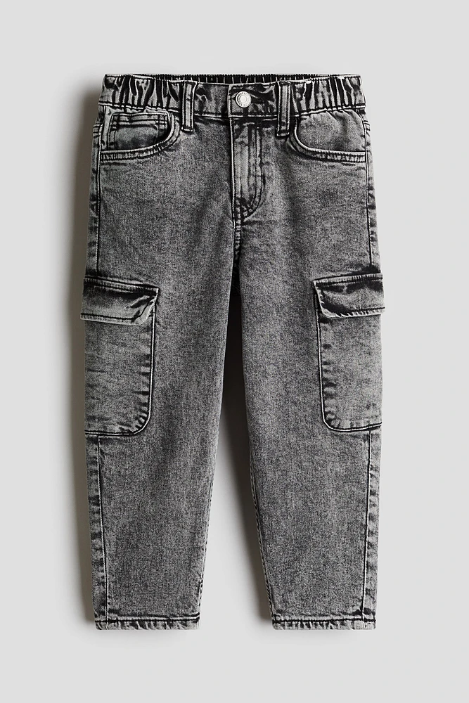 Relaxed Tapered Fit Jeans