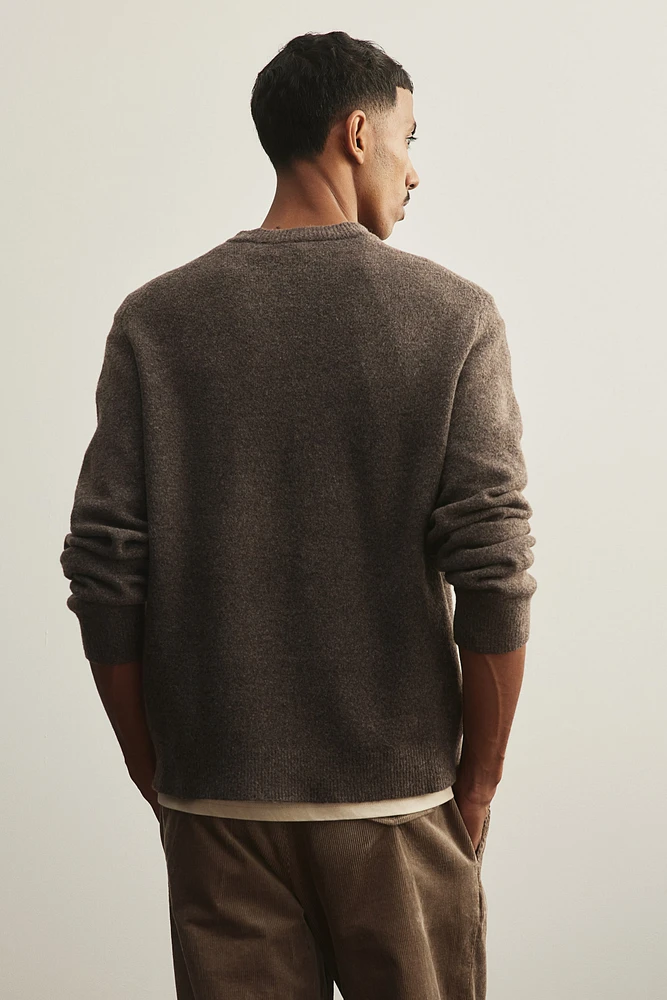 Regular Fit Fine-Knit Sweater