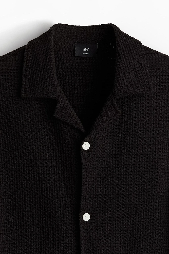 Chemise gaufrée ample à col cubain