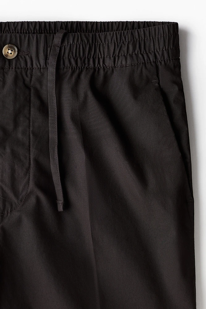 Pantalon court coupe classique en coton