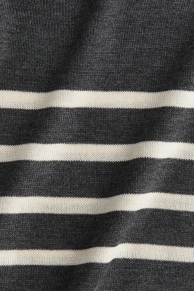Fine-knit Sweater