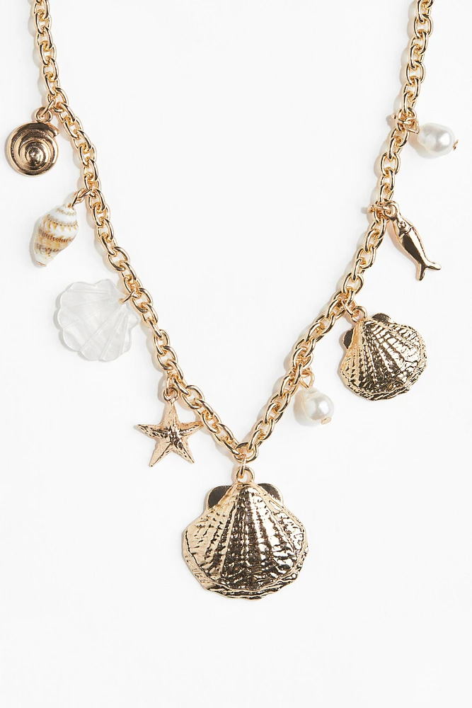 Collier à breloques
