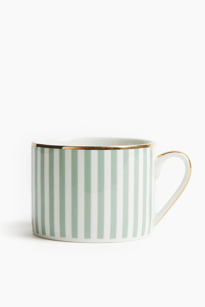 Tasse en porcelaine