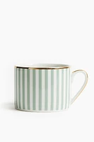 Tasse en porcelaine
