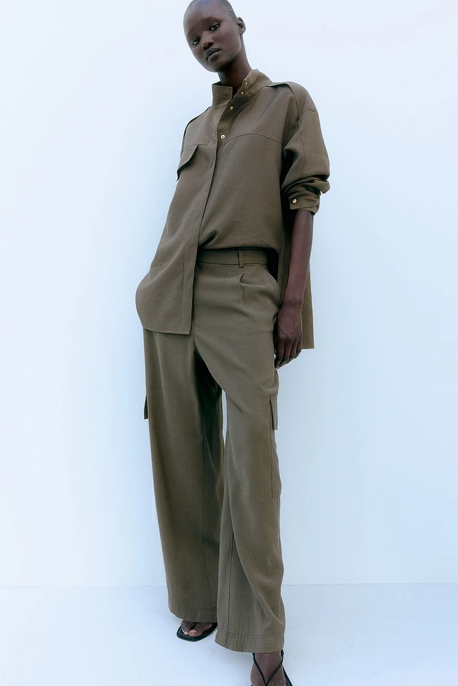 Wide-Leg Cargo Pants