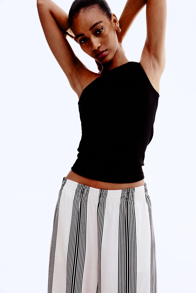 Wide-Leg Pull-On Pants