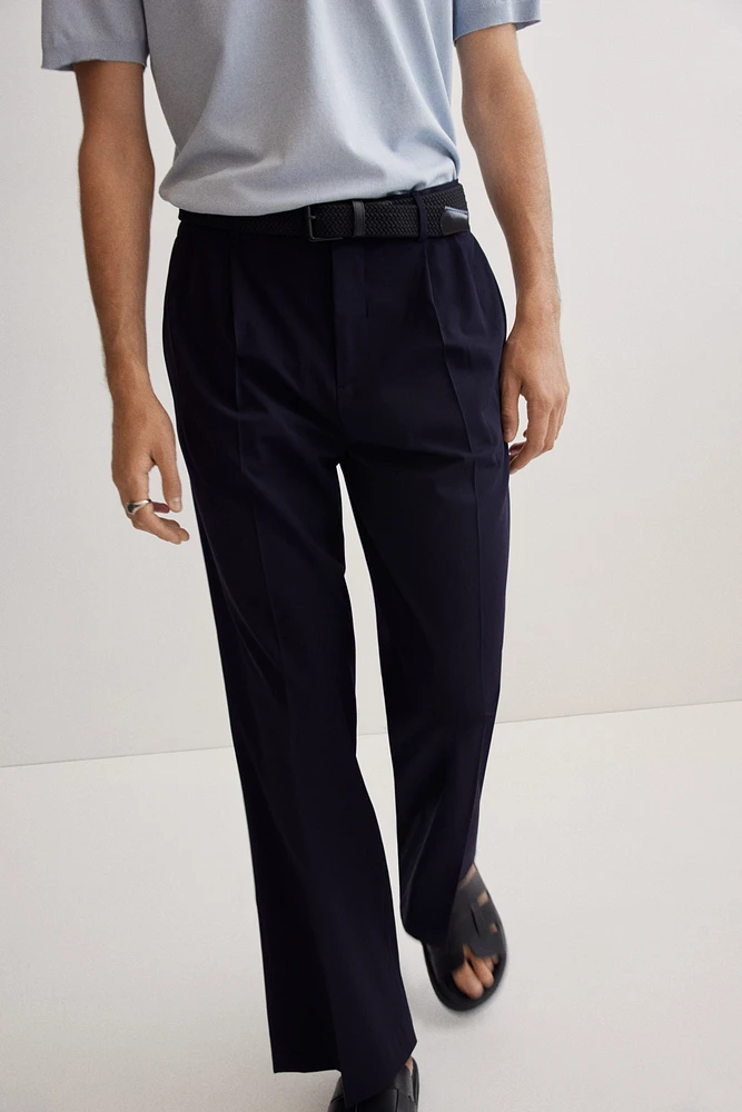 Loose Fit Tailored Pants