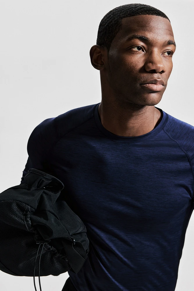 Muscle-Fit Sports Shirt with DryMove™