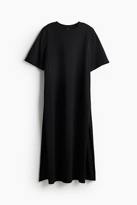 Robe T-shirt à épaulettes