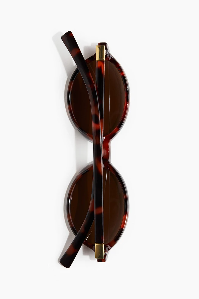 Lunettes de soleil ovales