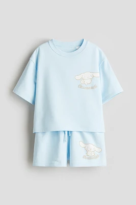 2-piece printed top and shorts set