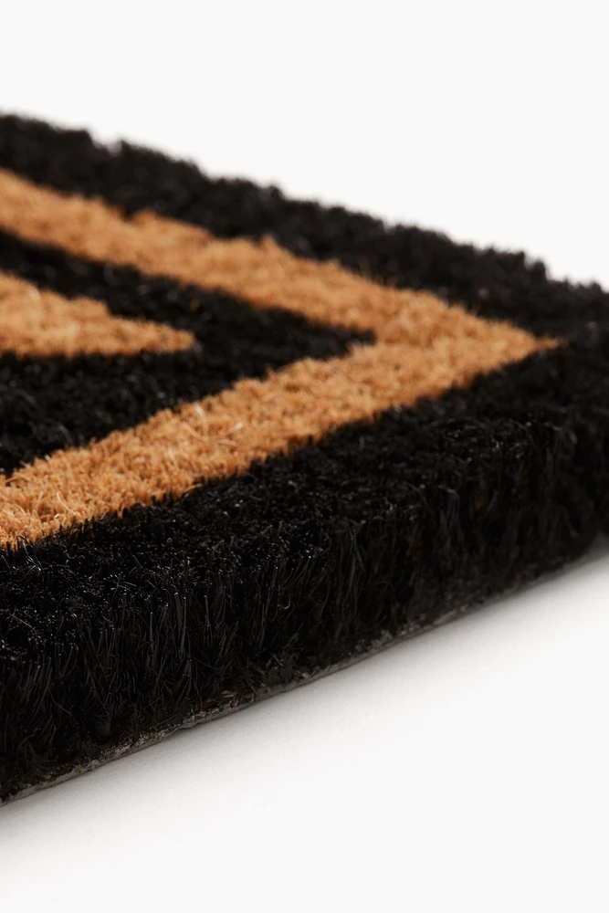 Patterned Coconut Fiber Doormat