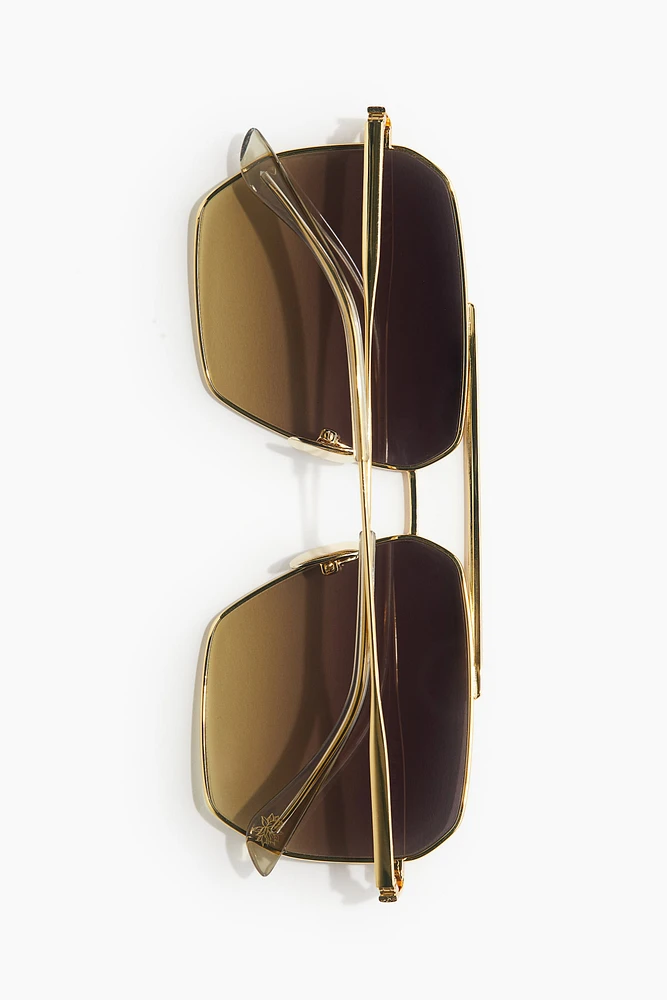 Lunettes de soleil de style aviateur