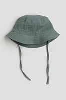 Chapeau en mousseline de coton