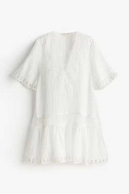 Robe brodée