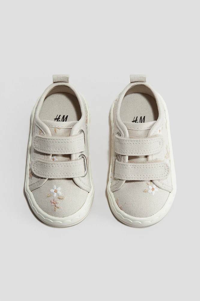 Espadrilles en toile avec détails brodés