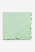 Scalloped-edge Tablecloth